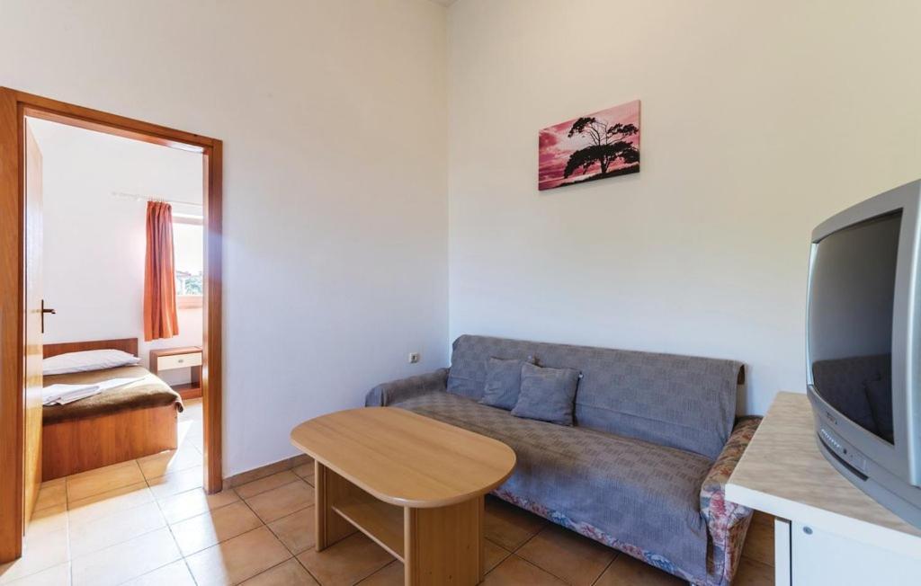Apartmani Valdebek Pula Ngoại thất bức ảnh